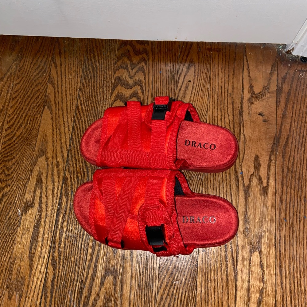 Draco slide- Size 5-6 Red. Brand New - Picture 4 of 4